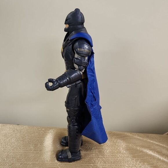 Batman DC Comics Mattel Action Figure 12" - Picture 5 of 10